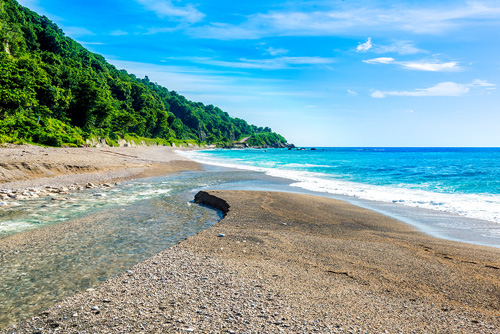 Playa San Rafael and the Mount of a River