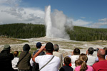 Yellowstone National Park: Old Faithful Geyser